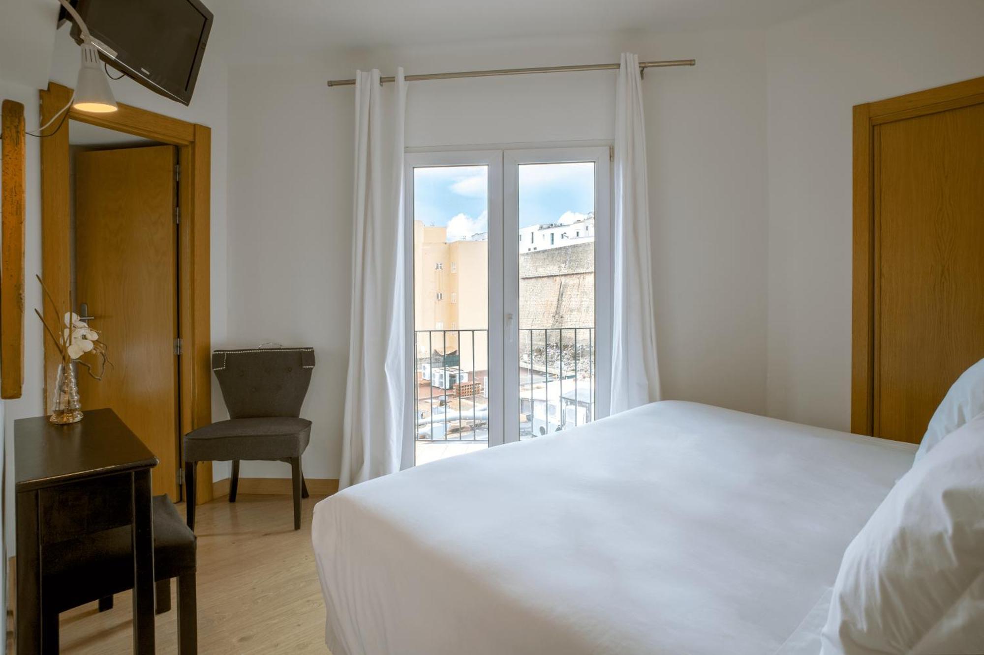 Hostal Parque Ibiza Esterno foto